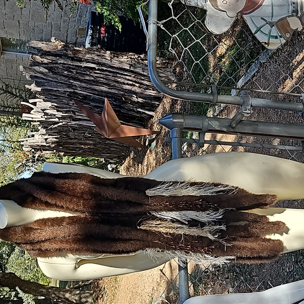Gorgeous Faux Fur Stole Neck Scarf for Coat Beaded Frills Brown thick faux mink